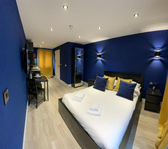 Apartahotel Sky 3*
